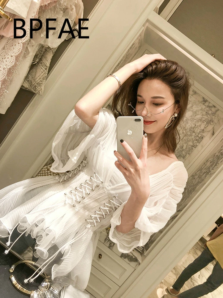 2018 New Elegant Pleated Ruffled V-Neck Short Sleeve White Chiffon Shirt With Transparent Lace Up Belt 2 Piece Set Blouse Femme
2018 New Elegant Pleated Ruffled V-Neck Short Sleeve White Chiffon Shirt With Transparent Lace Up Belt 2 Piece Set Blouse Femme