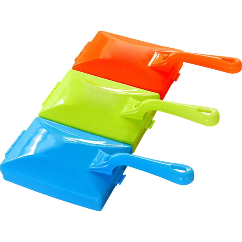 Mini Carpet Rug Roller Brush Dirt Handheld Sweeper Cleaner for Home Cleaning YU-Home
Mini Carpet Rug Roller Brush Dirt Handheld Sweeper Cleaner for Home Cleaning YU-Home