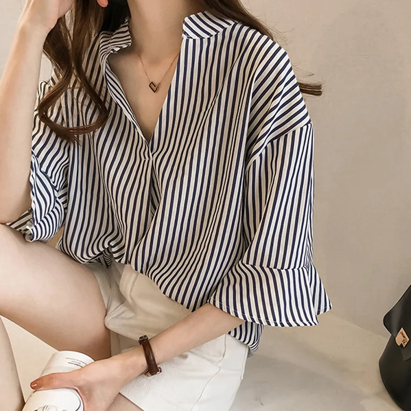 Women Fashion Blouse Ladies Striped Tops Half Flare Sleeve Loose Casual Shirts V-Neck Slim Tops
Women Fashion Blouse Ladies Striped Tops Half Flare Sleeve Loose Casual Shirts V-Neck Slim Tops