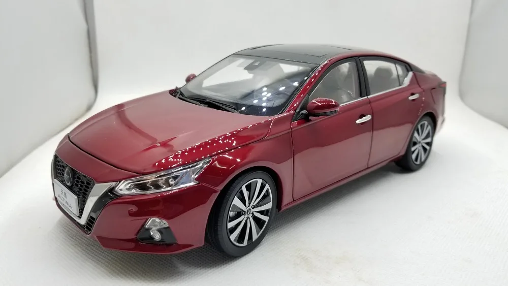 1:18 Diecast Model for Nissan Teana Altima 2018 Red Sedan Alloy Toy Car Miniature Collection Gifts
1:18 Diecast Model for Nissan Teana Altima 2018 Red Sedan Alloy Toy Car Miniature Collection Gifts