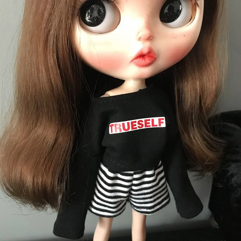 Blyth Doll Clothes Long-sleeve T-shirt+Shorts Pants for 1/6 doll accessories (fit Licca,Barbies,Azone,Pullip,Blyths,1/6 Doll)
Blyth Doll Clothes Long-sleeve T-shirt+Shorts Pants for 1/6 doll accessories (fit Licca,Barbies,Azone,Pullip,Blyths,1/6 Doll)