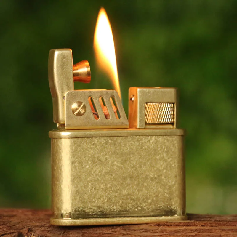 Zorro metal Pure copper kerosene grain flint creative windproof lighters, classical gentleman Smoking Accessories Gifts
Zorro metal Pure copper kerosene grain flint creative windproof lighters, classical gentleman Smoking Accessories Gifts
