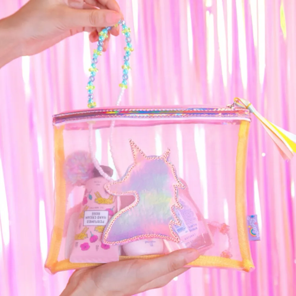 Cartoon girls makeup Storage bag Harajuku Colorful Laser Transparent Pencil Case women Cosmetic organizor Pouch Beauty
Cartoon girls makeup Storage bag Harajuku Colorful Laser Transparent Pencil Case women Cosmetic organizor Pouch Beauty
