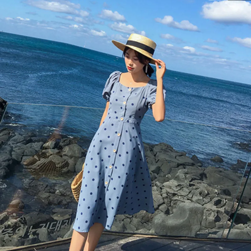Vintage Womens Dress 2019 Spring New Style A-line Short-sleeve Dot Dress Girls Elegant High Waist Blue Beach Dress A163
Vintage Womens Dress 2019 Spring New Style A-line Short-sleeve Dot Dress Girls Elegant High Waist Blue Beach Dress A163