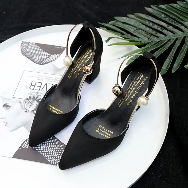 Women Shoes 2019 New Korean Version Pointed Toe Shoes A Word Buckle Thick Sandals Womens Shoes High Heels Wedding Shoes Woman
Women Shoes 2019 New Korean Version Pointed Toe Shoes A Word Buckle Thick Sandals Womens Shoes High Heels Wedding Shoes Woman