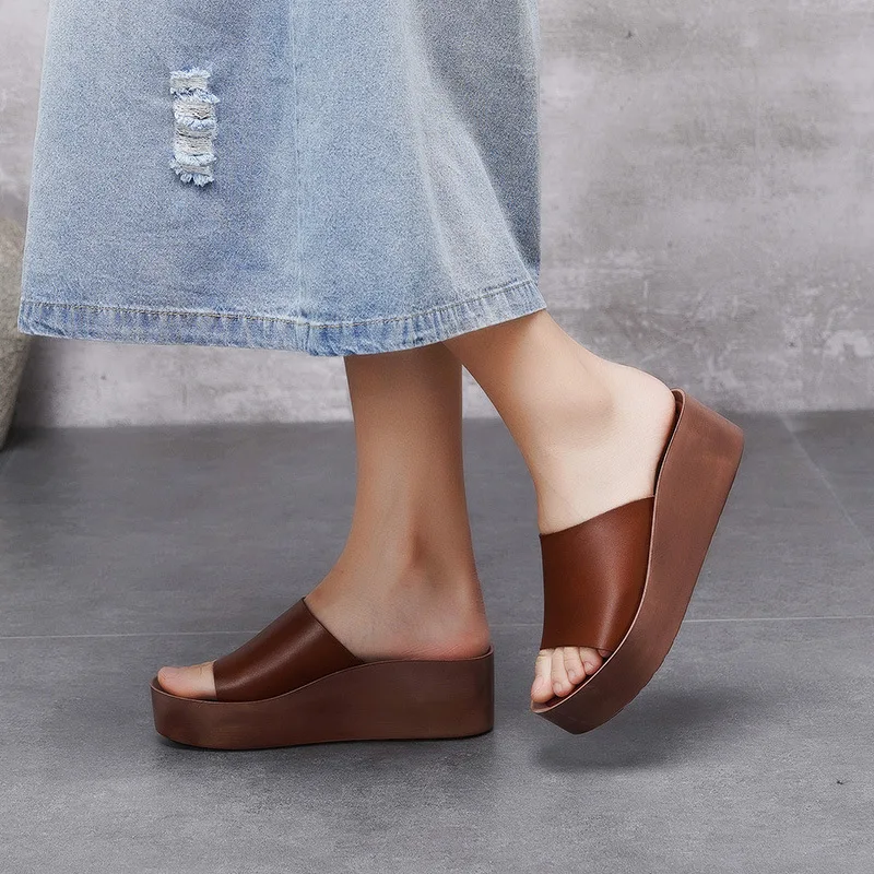 Women Leather Slippers 5 Cm High Heels 2019 Summer Shoes Ladies Retro Slippers Handmade Women Slippers
Women Leather Slippers 5 Cm High Heels 2019 Summer Shoes Ladies Retro Slippers Handmade Women Slippers