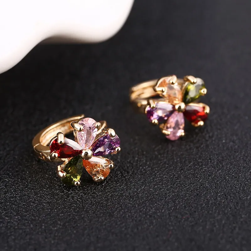High Quality Flower Small Hoop Earrings For Women Crystal Cubic Zircon Earring Brinco Birthday Valentine Gift Jewelry Earrings
High Quality Flower Small Hoop Earrings For Women Crystal Cubic Zircon Earring Brinco Birthday Valentine Gift Jewelry Earrings