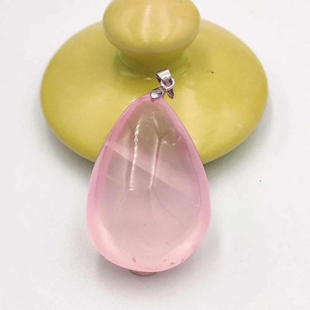 Genuine 100% Natural Pink Rose Quartz Women Mozambique Pendant 41x28x21mm Jewelry Healing Stone Beads Crystal Drop Shipping
Genuine 100% Natural Pink Rose Quartz Women Mozambique Pendant 41x28x21mm Jewelry Healing Stone Beads Crystal Drop Shipping