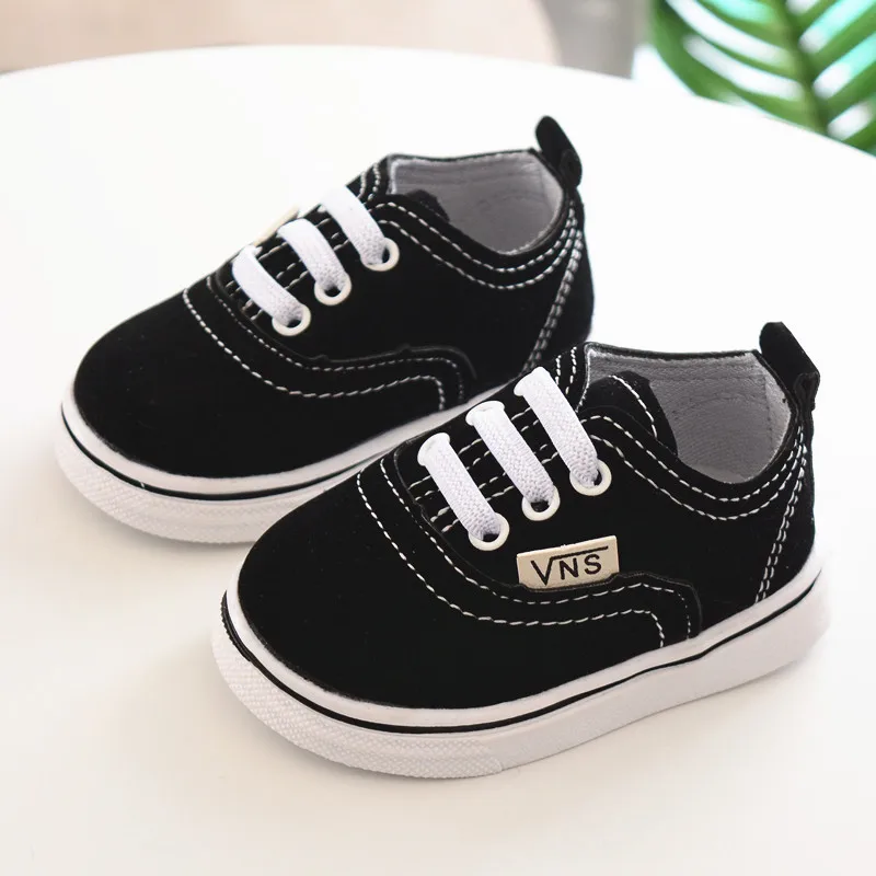 2019 Solid color baby shoes soft-soled boys and girls fashion shoes newborn first walk toddler infant sneakers casual shoes
2019 Solid color baby shoes soft-soled boys and girls fashion shoes newborn first walk toddler infant sneakers casual shoes