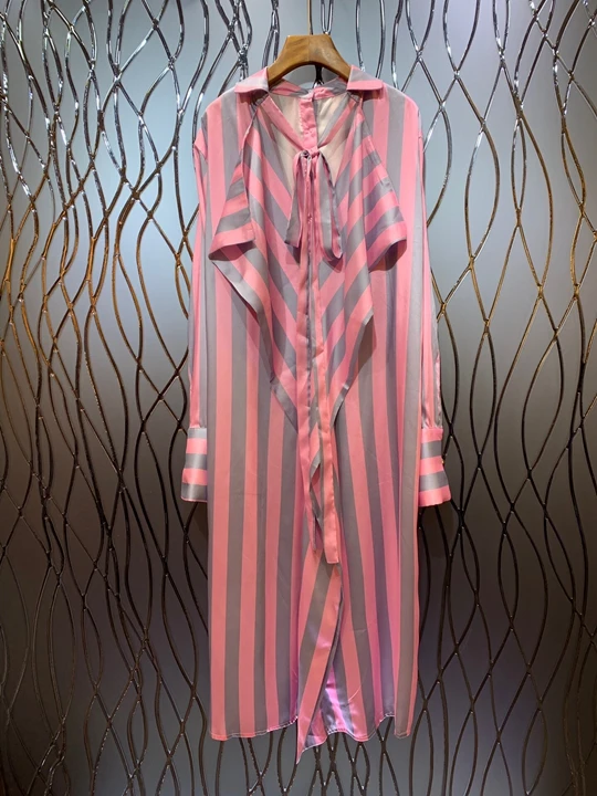 Summer 2019 New Female Small Turn-lapel V-neckline with Oblique Stripe Long Sleeve dress 619
Summer 2019 New Female Small Turn-lapel V-neckline with Oblique Stripe Long Sleeve dress 619