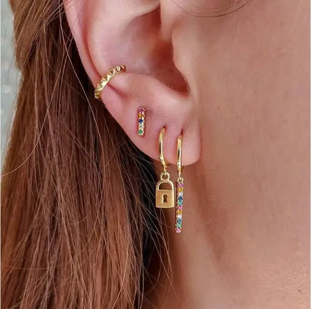 Simple gold dangle rainbow color bar charm geometric minimal delicate girl fashion jewelry earring 2019 new
Simple gold dangle rainbow color bar charm geometric minimal delicate girl fashion jewelry earring 2019 new