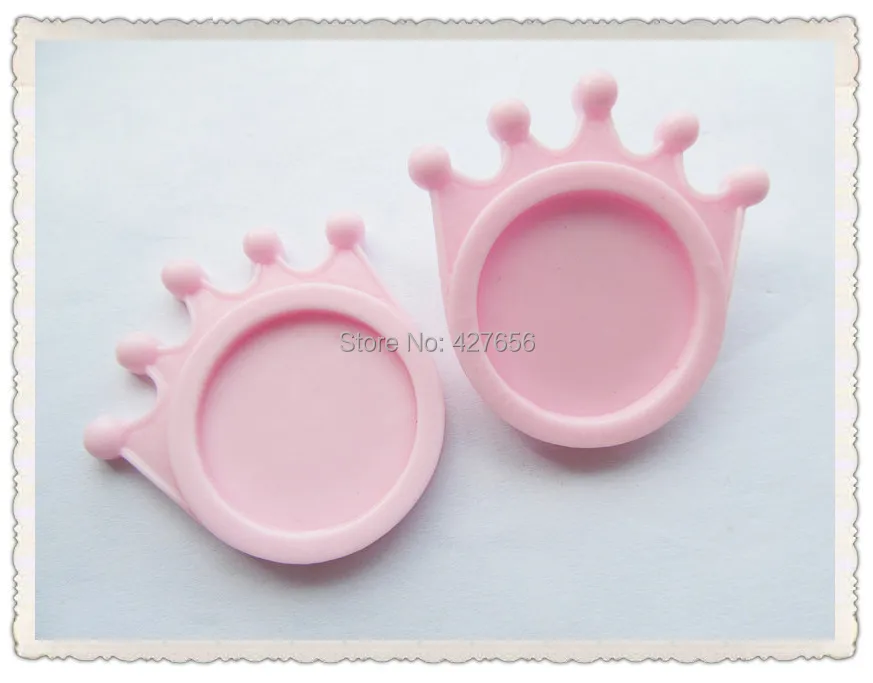 10pcs Pink Flatback Resin Crown Charm Finding,Filigree Border Base Setting Tray, for 25mm Picture/Cabochon/Cameo
10pcs Pink Flatback Resin Crown Charm Finding,Filigree Border Base Setting Tray, for 25mm Picture/Cabochon/Cameo