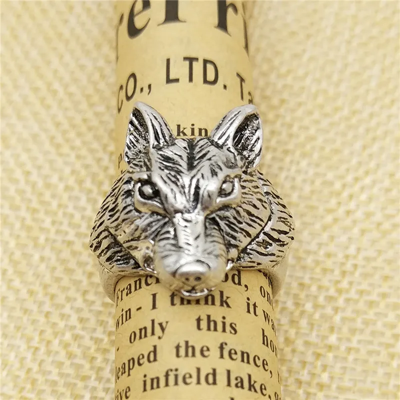 Wholesale Vintage Wolf Ring Adjustable Rings 3D Wolf Head Ring for Women Men Gift Retro Jewellery Christmas Birthday Gift
Wholesale Vintage Wolf Ring Adjustable Rings 3D Wolf Head Ring for Women Men Gift Retro Jewellery Christmas Birthday Gift