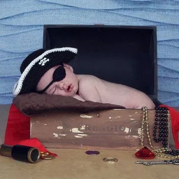 2017 newborn photography props pirate captain hat mask hand-woven black baby cartoon hat
2017 newborn photography props pirate captain hat mask hand-woven black baby cartoon hat