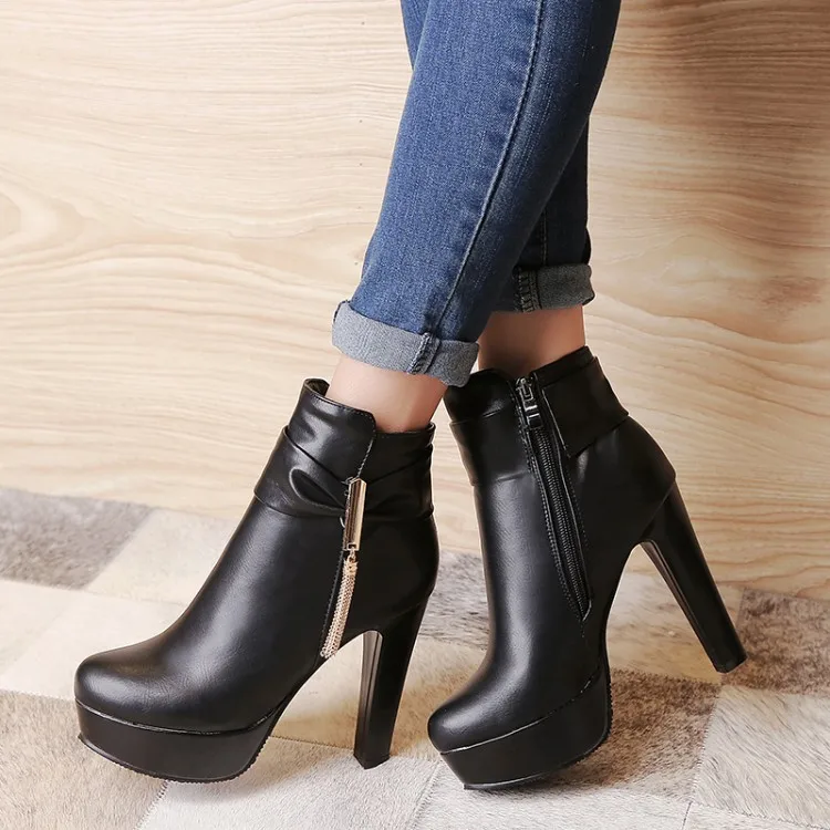 Big Size 11 12 13 14 Europeans and Americans with round head, round heel and high heel side zipper waterproof platform boots
Big Size 11 12 13 14 Europeans and Americans with round head, round heel and high heel side zipper waterproof platform boots