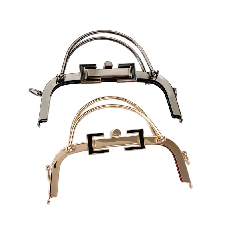 K605 arch 20.5CM Double handle square ring buckle screw purse frame golden black DIY Kiss lock Bag Accessories
K605 arch 20.5CM Double handle square ring buckle screw purse frame golden black DIY Kiss lock Bag Accessories
