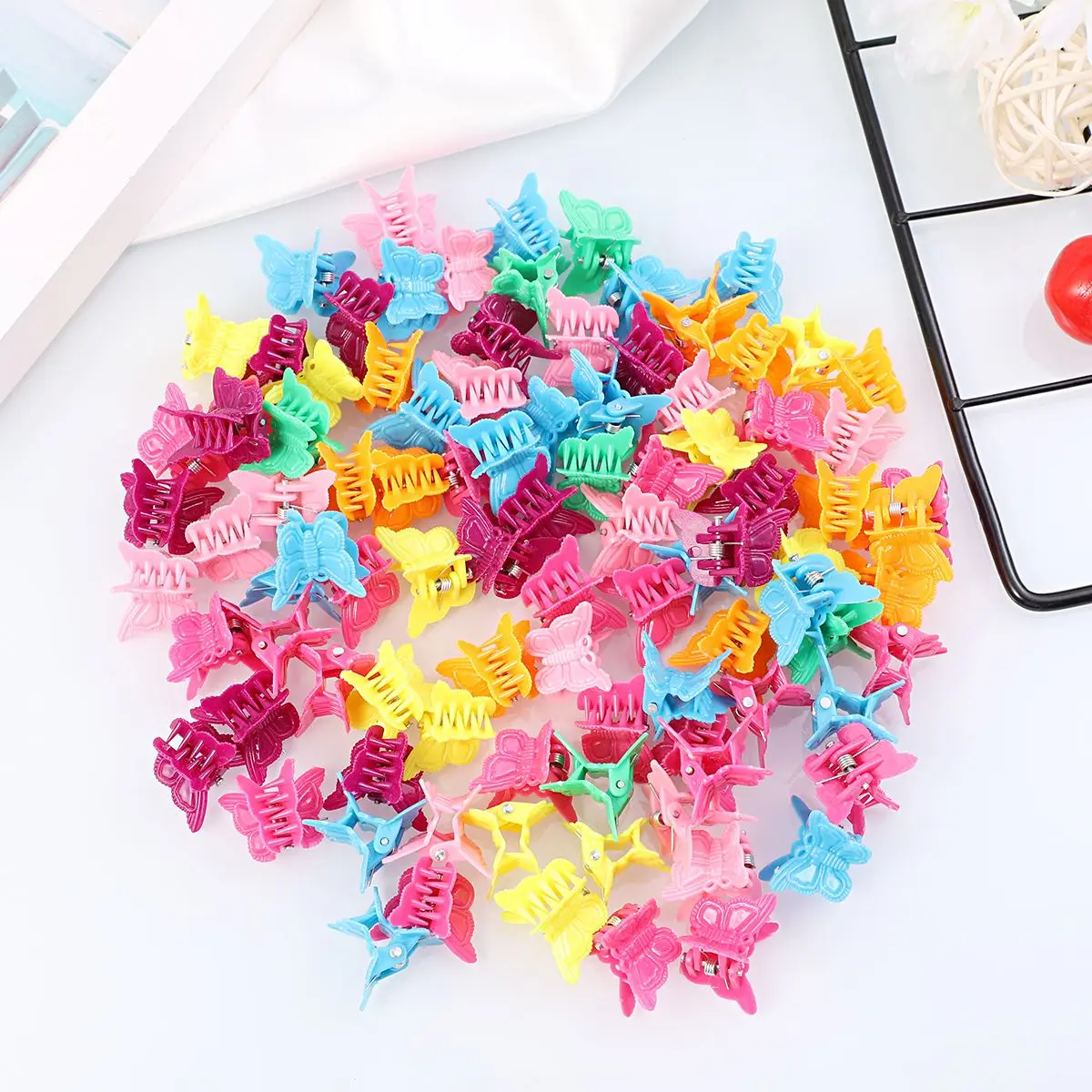100 Pieces Butterfly Hair Clips Claw Barrettes Mixed Color Mini Jaw Clip Hairpin Hair Accessories for Women and Girls
100 Pieces Butterfly Hair Clips Claw Barrettes Mixed Color Mini Jaw Clip Hairpin Hair Accessories for Women and Girls