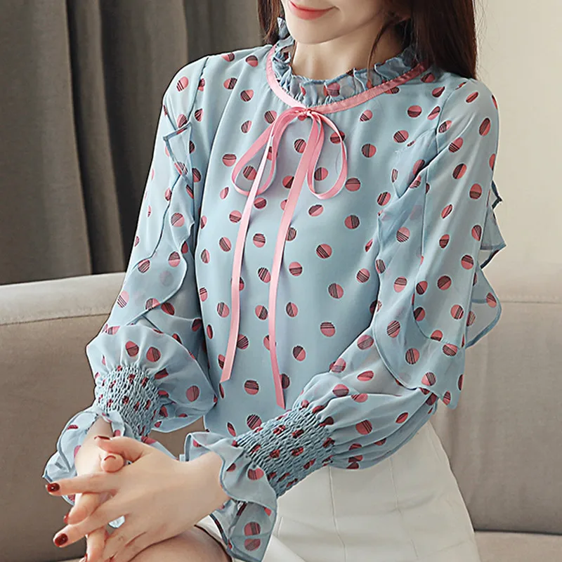 Korean fashion Polka dot Chiffon shirt New Elegant Women blouse Long sleeve Casual Bow tie Ruffles Tops
Korean fashion Polka dot Chiffon shirt New Elegant Women blouse Long sleeve Casual Bow tie Ruffles Tops