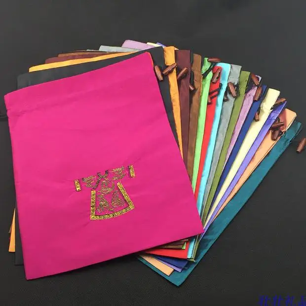 Wholesale 10PCS Chinese national style features embroidery large 46*35 storage sorting bag multi-function gift bag
Wholesale 10PCS Chinese national style features embroidery large 46*35 storage sorting bag multi-function gift bag