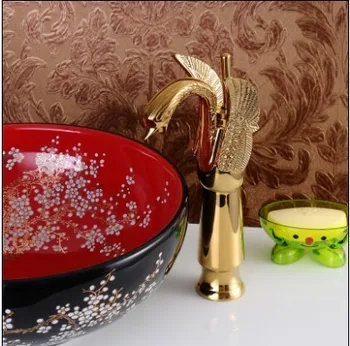 FREE SHIPPING!high quality gold color swan animal style brone basin faucet tap mixer.bathroom sink faucet ( free 2 hose)
FREE SHIPPING!high quality gold color swan animal style brone basin faucet tap mixer.bathroom sink faucet ( free 2 hose)