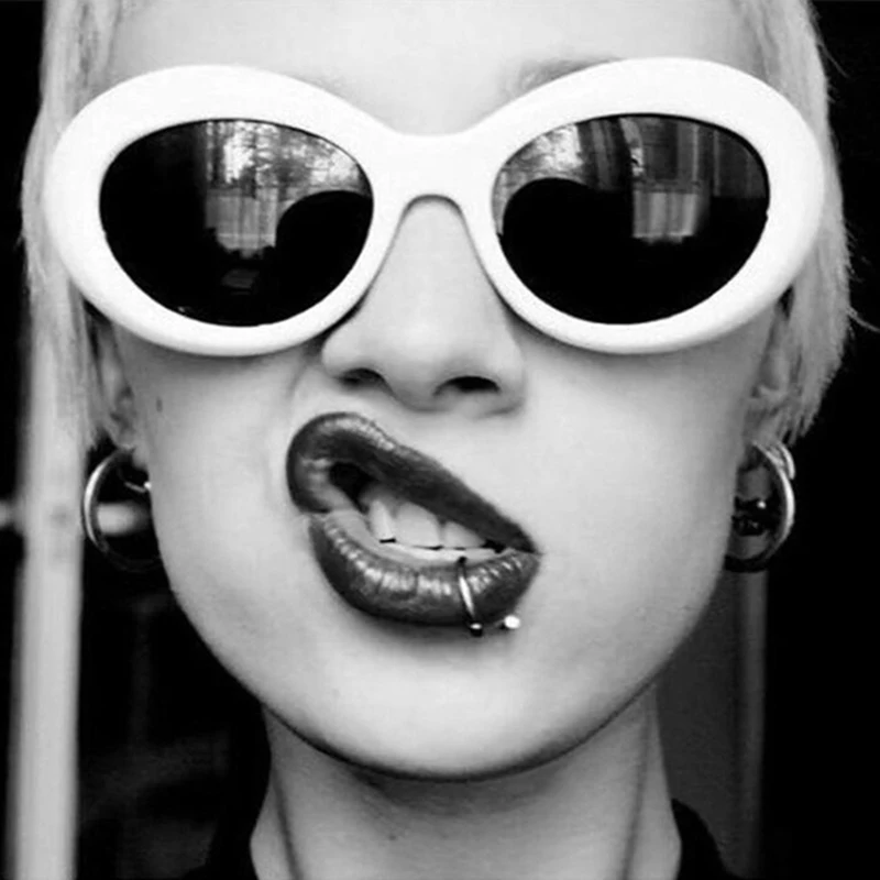 Qigge Popular Fashion Style Oval Sunglasses Women Classic Retro Round Frame White Mens Sun Glasses Red Women Sun Glasses UV400
Qigge Popular Fashion Style Oval Sunglasses Women Classic Retro Round Frame White Mens Sun Glasses Red Women Sun Glasses UV400