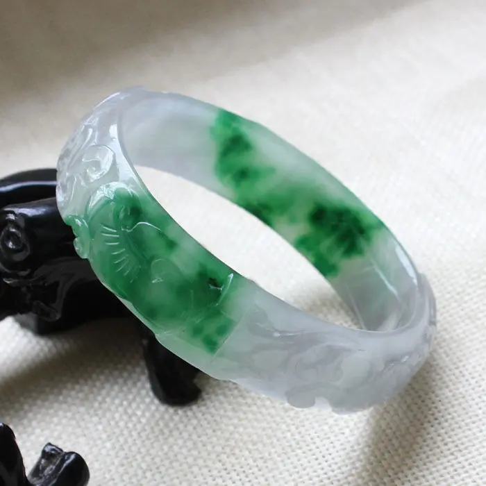 A29 Vintage Chinese Hand-carved Emerald Green stoneite stone Bracelet Bangle 58mm
A29 Vintage Chinese Hand-carved Emerald Green stoneite stone Bracelet Bangle 58mm