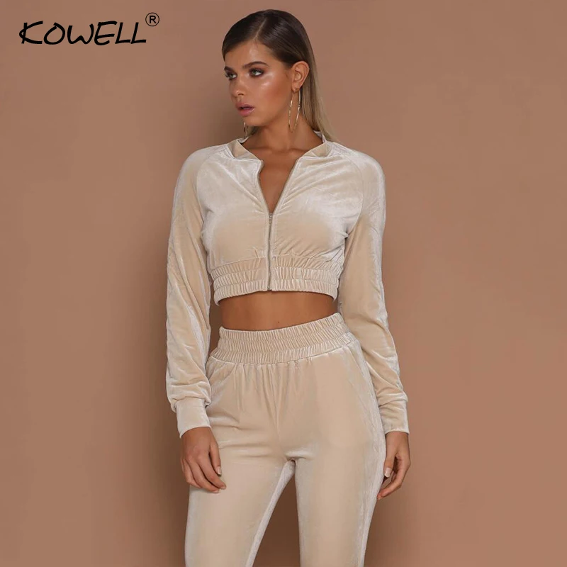 Hot Sale Autumn Two Pieces Bodycon Jumpsuits For Women Overalls Long Sleeve Velvet Zipper Bodysuit Cropped Top Casual Full Pants
Hot Sale Autumn Two Pieces Bodycon Jumpsuits For Women Overalls Long Sleeve Velvet Zipper Bodysuit Cropped Top Casual Full Pants