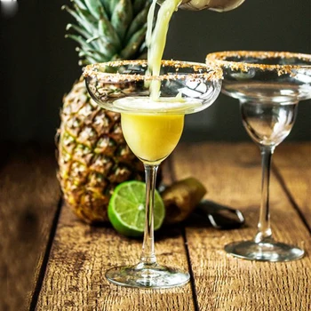 Europe Lead-free crystal wine glass Margarita glass cocktail glass Creative Dessert Cup Barware Party Supplies wedding drinkwar
Europe Lead-free crystal wine glass Margarita glass cocktail glass Creative Dessert Cup Barware Party Supplies wedding drinkwar