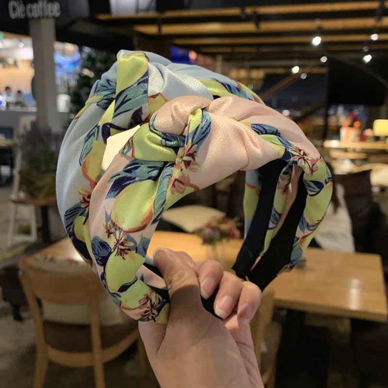 Korean Flower Headband Lemon Fruit Knotted Wash Hairbands Womens Hair Accessories Elastic Hair Hoop for Girls Wide Side Headwear
Korean Flower Headband Lemon Fruit Knotted Wash Hairbands Womens Hair Accessories Elastic Hair Hoop for Girls Wide Side Headwear