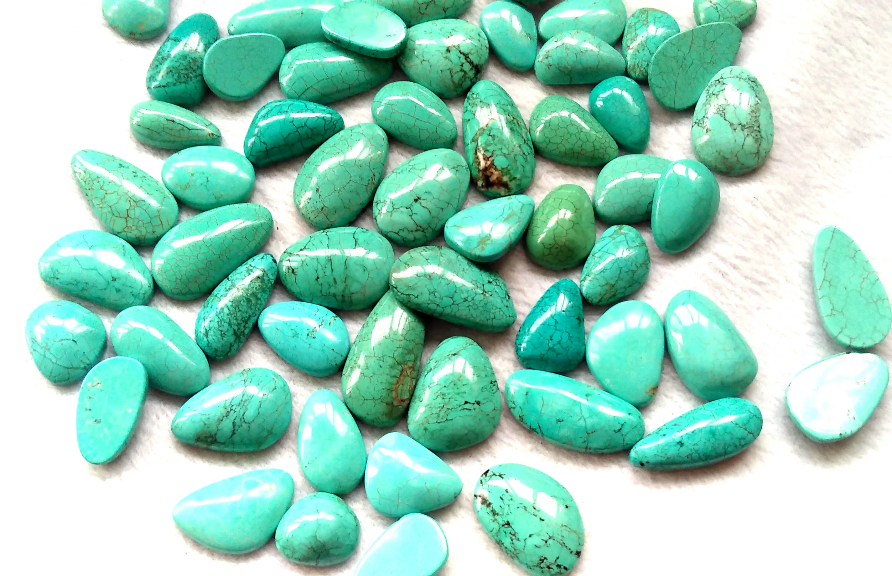 20pcs Turquoise stone Cabochon Veins Slab Stone triangle freeform marquise oval drop cabochons 15-40mm
20pcs Turquoise stone Cabochon Veins Slab Stone triangle freeform marquise oval drop cabochons 15-40mm