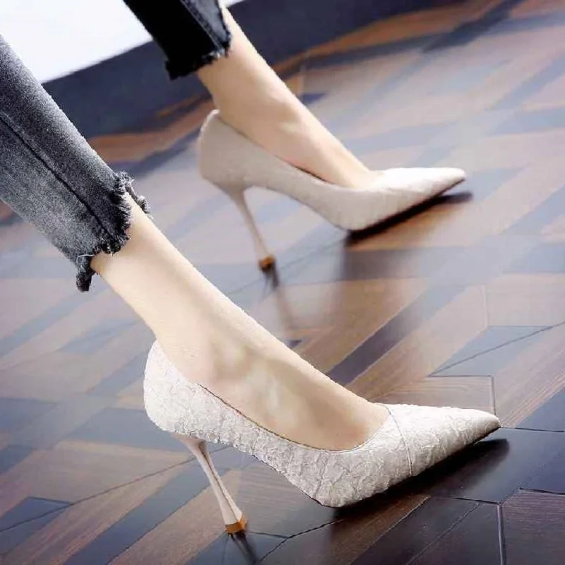 Pointed fashion dress banquet shoes 19 early spring new pointed sexy stiletto crack high heels women's shoes
Pointed fashion dress banquet shoes 19 early spring new pointed sexy stiletto crack high heels women's shoes