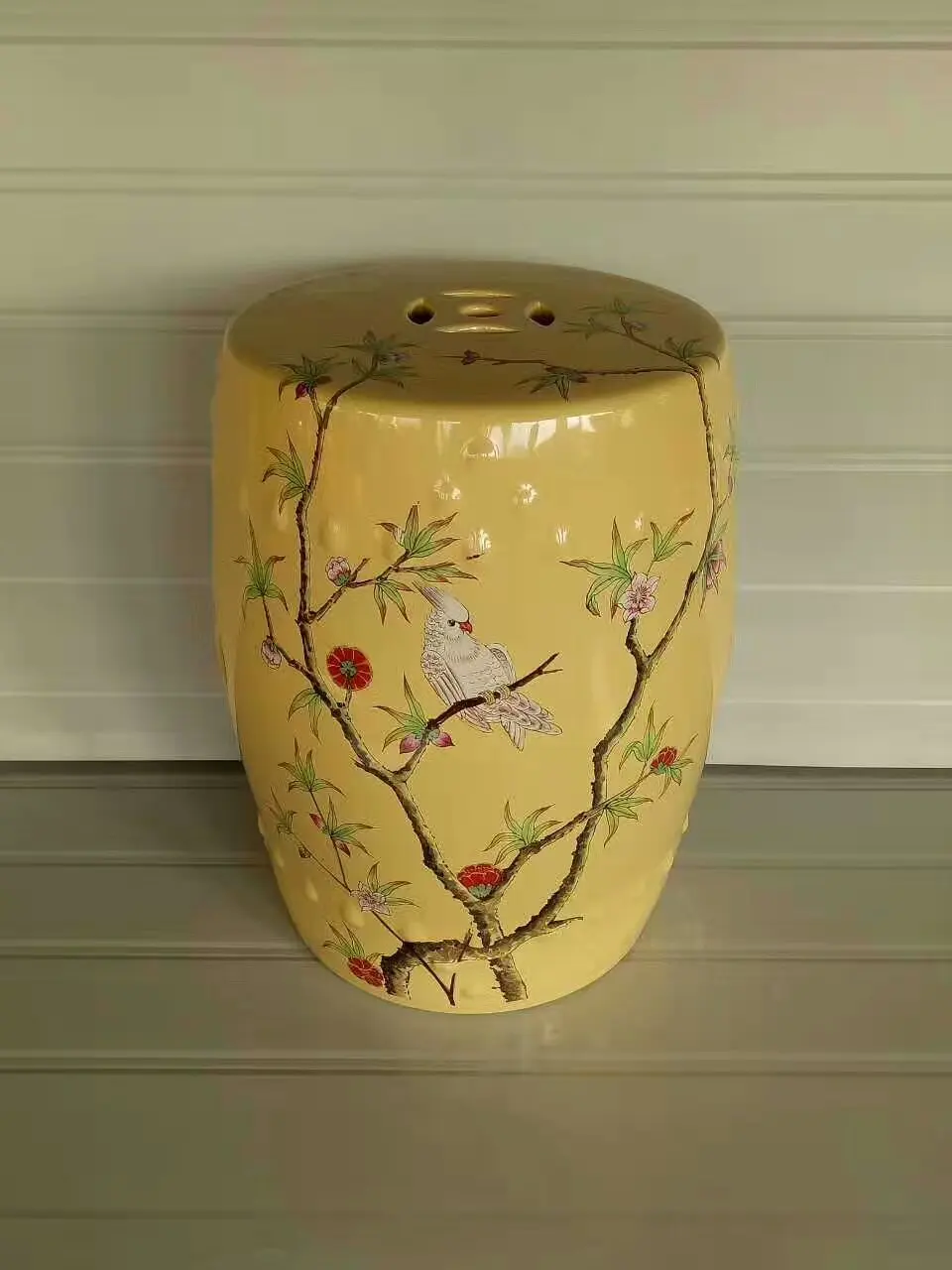 Classical Jindezhen dressing table ceramic garden stool Chinese ceramic drum stool bathroom decorative garden stool