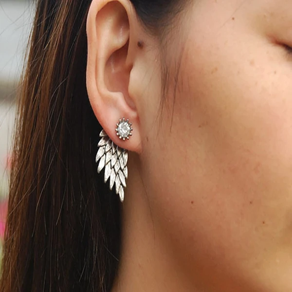 Hot Sale Fashion Front & Back Post-hanging Black Silver Color Crystal Ear Clip Angel Wing Feather Stud Earring for Women Jewelry
Hot Sale Fashion Front & Back Post-hanging Black Silver Color Crystal Ear Clip Angel Wing Feather Stud Earring for Women Jewelry