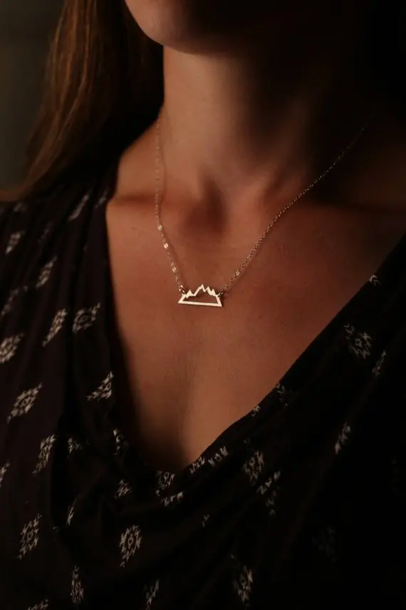 2018 New Arrival Mountain Necklace Women Copper Mountain Jewelry Gift For Travel Lover Drop Shipping Accepted YP6354
2018 New Arrival Mountain Necklace Women Copper Mountain Jewelry Gift For Travel Lover Drop Shipping Accepted YP6354