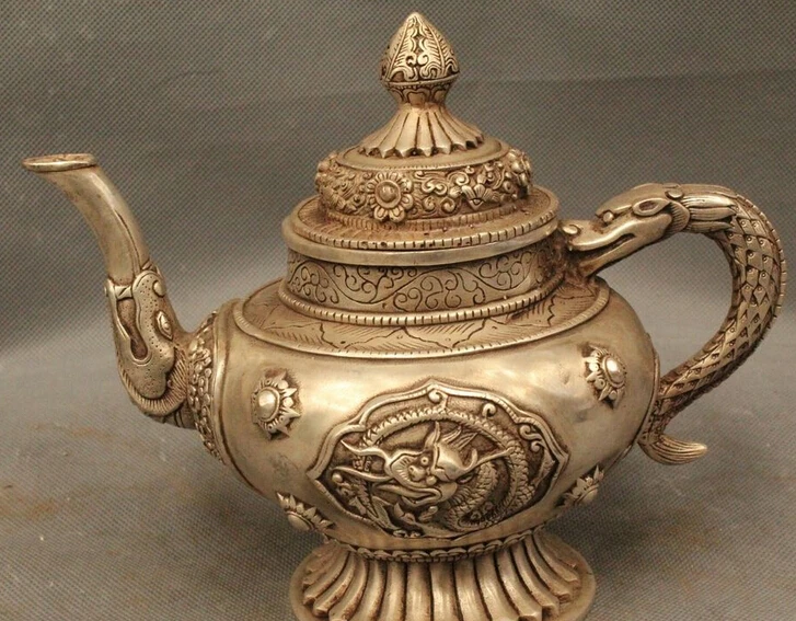 Details about 7" Chinese Dyansty Silver Painting Dragon Handle Beast Wine Tea Pot Flagon R0715
Details about 7" Chinese Dyansty Silver Painting Dragon Handle Beast Wine Tea Pot Flagon R0715