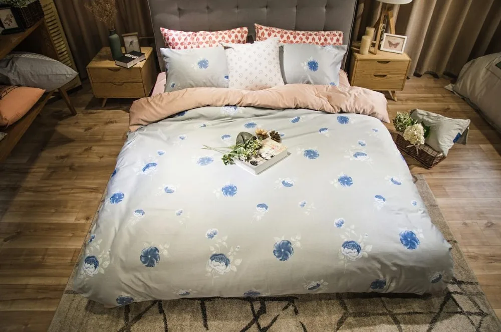Noble Bedding Set Luxury Modal Bed Set Polka Dot Pattern Queen Size Blue Duvet Cover Set Bed Sheet 3 styles
Noble Bedding Set Luxury Modal Bed Set Polka Dot Pattern Queen Size Blue Duvet Cover Set Bed Sheet 3 styles