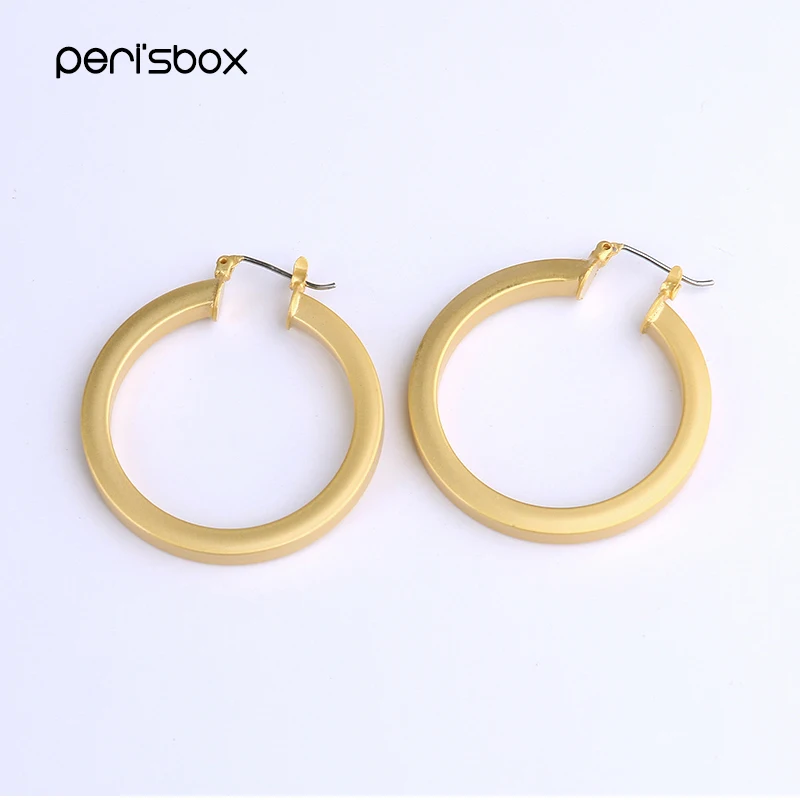 Peri'sBox Matte Gold Sliver Thick Tube Hoop Earrings for Women Bohemia Metal Circle Earrings Chunky Big Hoop Earrings Wholesale
Peri'sBox Matte Gold Sliver Thick Tube Hoop Earrings for Women Bohemia Metal Circle Earrings Chunky Big Hoop Earrings Wholesale