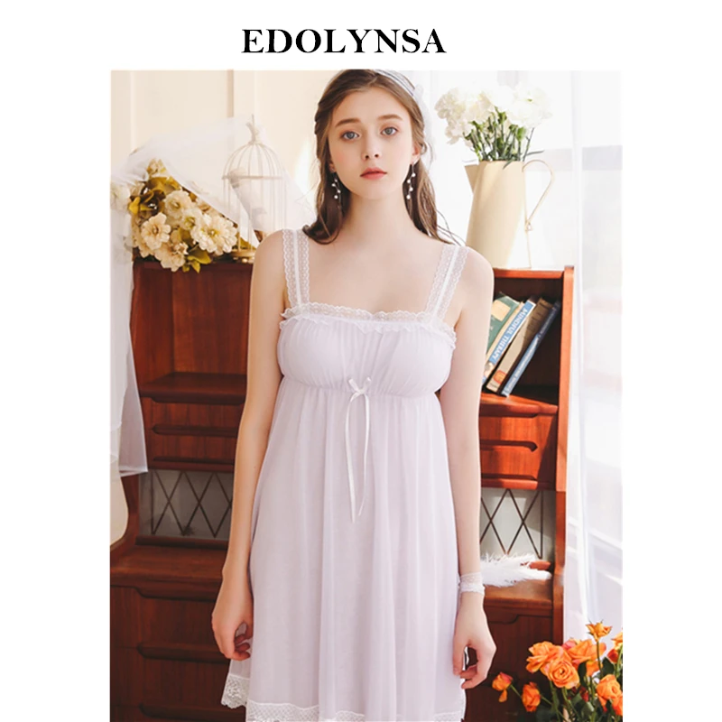 2019 Summer Lingerie Sleepwear Sexy Lace White Strap Knee Length Women Home Wear Night Dress Romantic Underwear Nightgown H826
2019 Summer Lingerie Sleepwear Sexy Lace White Strap Knee Length Women Home Wear Night Dress Romantic Underwear Nightgown H826