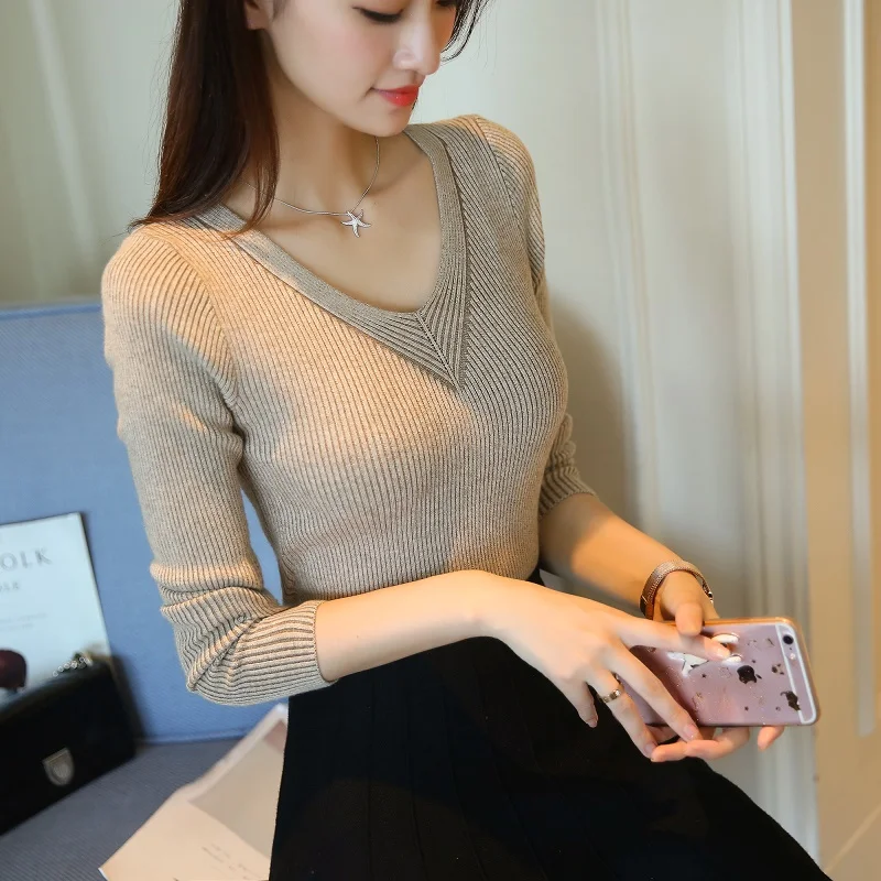 2018 new women's wear V collar knitted Jersey Korean jacket sweater women's wear long sleeved body jacket knitte
2018 new women's wear V collar knitted Jersey Korean jacket sweater women's wear long sleeved body jacket knitte