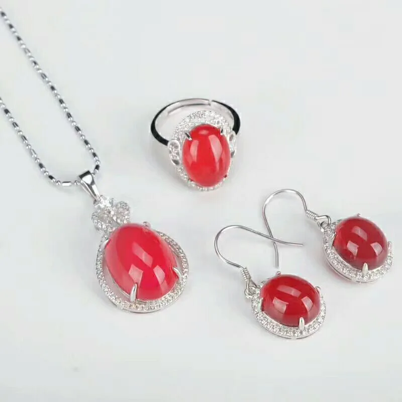 Yu Xin Yuan Fine 925 Mosaic Natural Red Chalcedony Pendant Ring Earrings Jewelry Suit
Yu Xin Yuan Fine 925 Mosaic Natural Red Chalcedony Pendant Ring Earrings Jewelry Suit