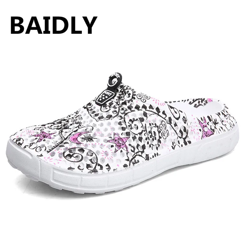 BAIDLY Summer Cool Hollow Out Slippers Women Breathable Anti-slip Mules Flat Slippers Ladies Casual Beach Slides Zapatos Mujer
BAIDLY Summer Cool Hollow Out Slippers Women Breathable Anti-slip Mules Flat Slippers Ladies Casual Beach Slides Zapatos Mujer