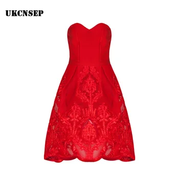 2020 New Elegant Cocktail Bandage Lace Dress Strapless Off Shoulder Lace Patchwork Sexy Celebrity Bandage Party Dress
2020 New Elegant Cocktail Bandage Lace Dress Strapless Off Shoulder Lace Patchwork Sexy Celebrity Bandage Party Dress