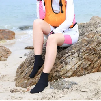 2019 Swimming Boot Socks Scuba Wetsuit Neoprene Diving Socks Prevent Scratches Warming Snorkeling Socks 1 pair
2019 Swimming Boot Socks Scuba Wetsuit Neoprene Diving Socks Prevent Scratches Warming Snorkeling Socks 1 pair