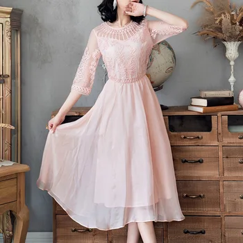 2019 Dress Sexy Fashion Mesh Lace Half Embroidery Women O Neck Pink Print Elegant Night Club Body con Party Dresses Wholesale
2019 Dress Sexy Fashion Mesh Lace Half Embroidery Women O Neck Pink Print Elegant Night Club Body con Party Dresses Wholesale