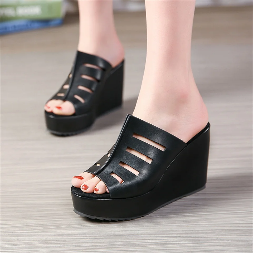 2019 summer new women's slippers comfortable wedge with high-heeled muffin bottom fashion slim shoes women slippers
2019 summer new women's slippers comfortable wedge with high-heeled muffin bottom fashion slim shoes women slippers