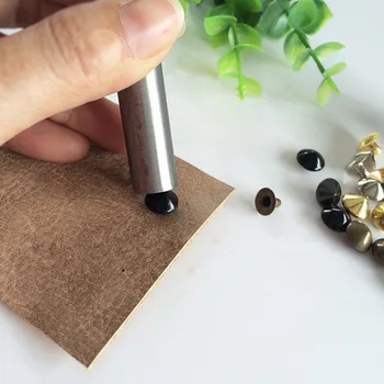 200sets 7mm Mix Color Free Shipping Metal Fashion Cone Rivet Spike Studs With Tool Leather Clothing Decoration
200sets 7mm Mix Color Free Shipping Metal Fashion Cone Rivet Spike Studs With Tool Leather Clothing Decoration