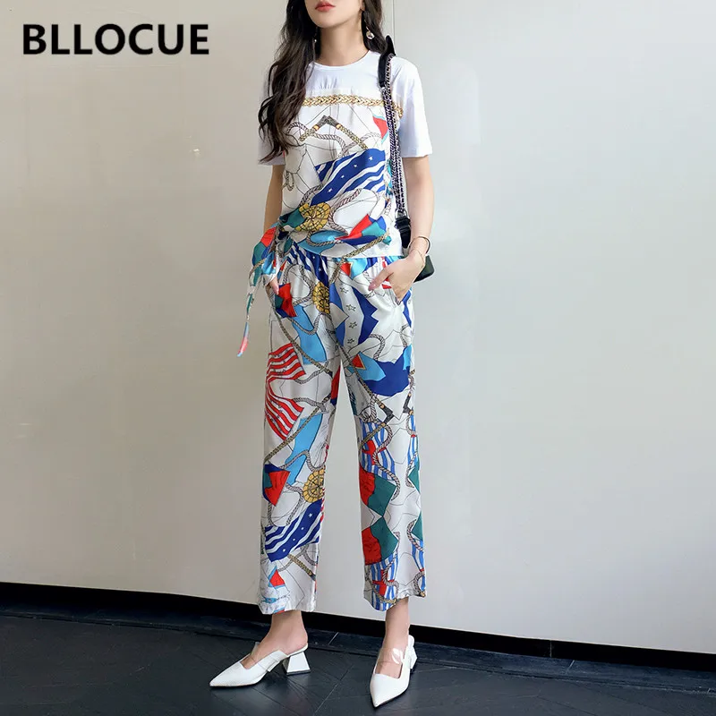 BLLOCUE New 2019 Summer Women's Personalized Print Stitching Side Straps Round Neck Tops Temperament Wide Leg Pants Two Sets
BLLOCUE New 2019 Summer Women's Personalized Print Stitching Side Straps Round Neck Tops Temperament Wide Leg Pants Two Sets