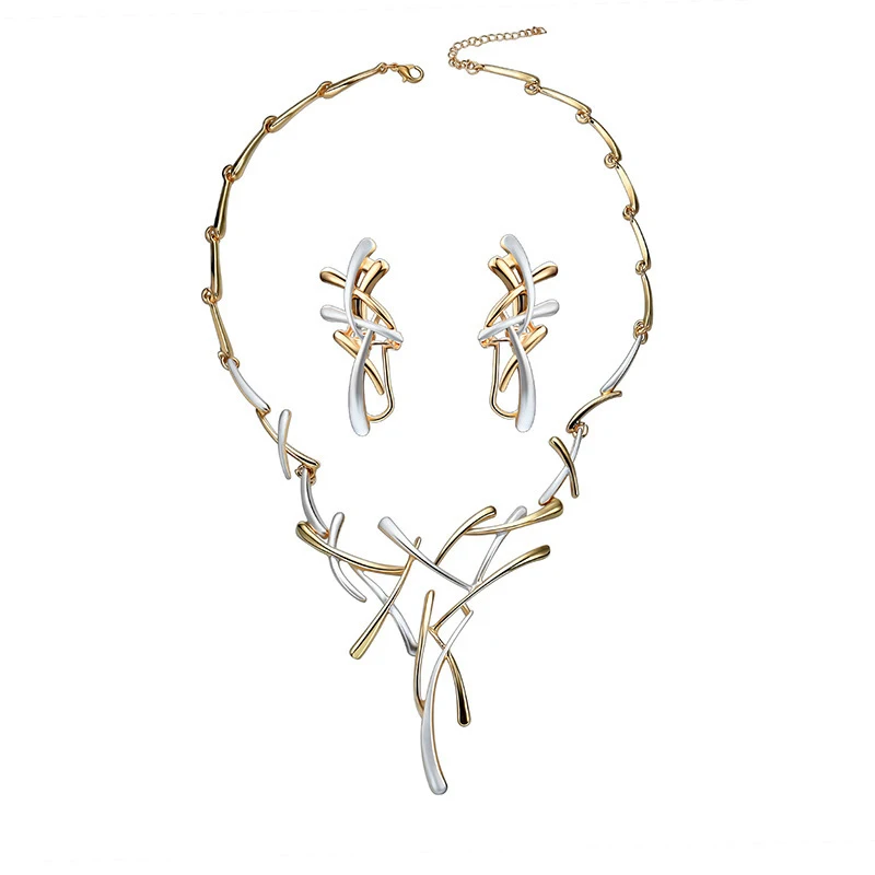 Women's Two-Tone Cross Fashion Gold & Silver Color Cross Necklace Earrings Jewelry Set Artistic Luxurious Charm Woman Jewelry
Women's Two-Tone Cross Fashion Gold & Silver Color Cross Necklace Earrings Jewelry Set Artistic Luxurious Charm Woman Jewelry