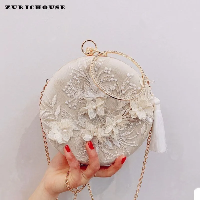 ZURICHOUSE Brand Women Bag Tassel Metal Small Day Clutches Lady embroidery Evening Bags Wedding Purse Female Handbag
ZURICHOUSE Brand Women Bag Tassel Metal Small Day Clutches Lady embroidery Evening Bags Wedding Purse Female Handbag