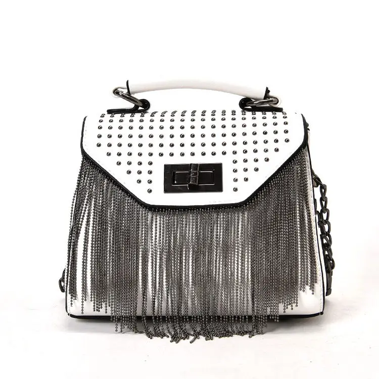 Punk Rivet Bag Women's Shoulder Bag Designer Doctor Handbag Small Tote Purse Ladies Cross Body Bolsa Feminina
Punk Rivet Bag Women's Shoulder Bag Designer Doctor Handbag Small Tote Purse Ladies Cross Body Bolsa Feminina